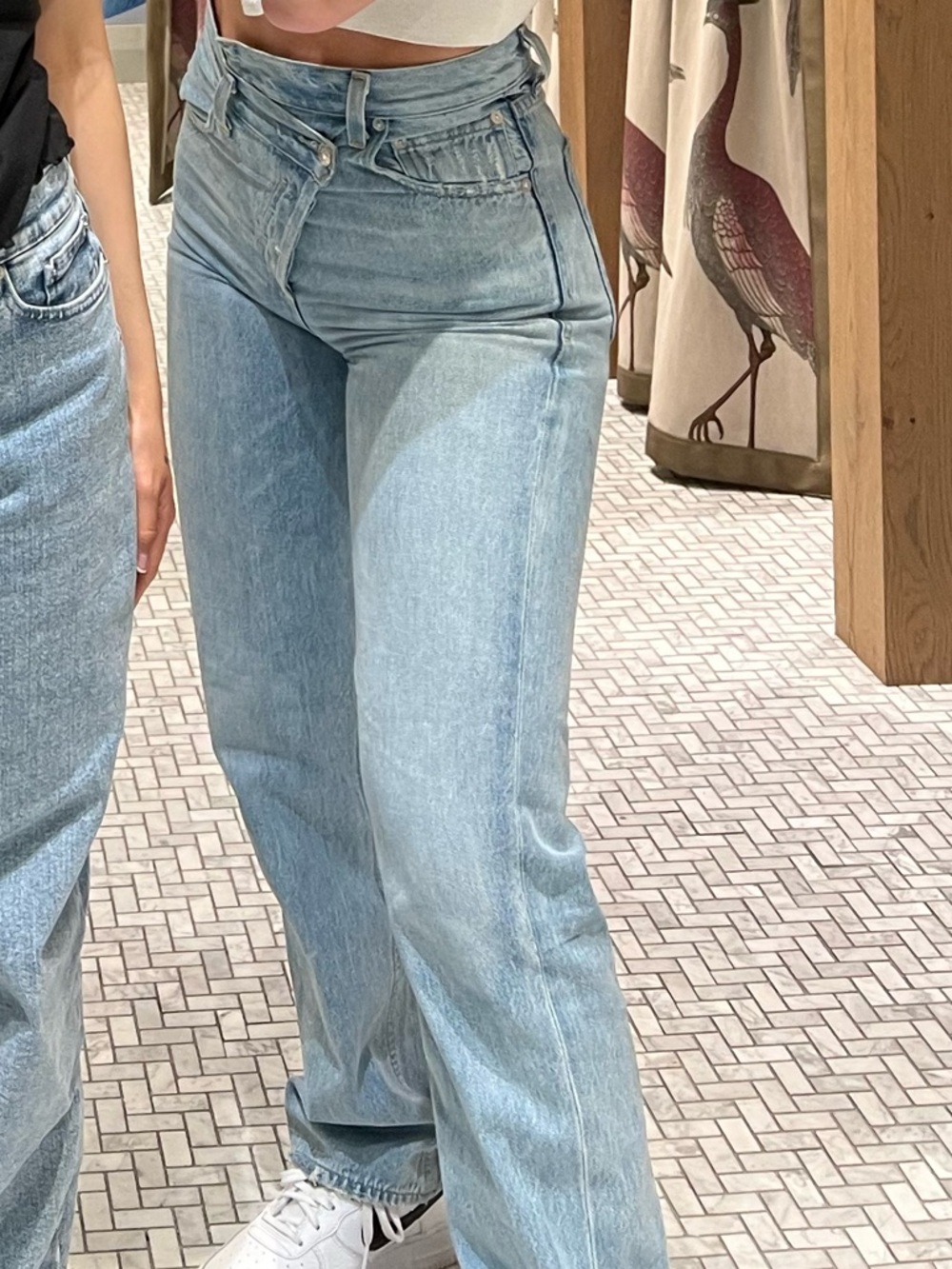 AGOLDE Light Blue Criss Cross Denim Jeans - Size 23